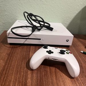 Xbox one with controller